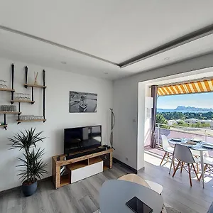 Vue Mer De La Baie Des Anges Avec Garage Appartement La Ciotat
